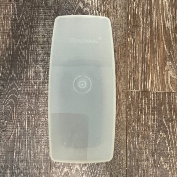 Tupperware Cereal Keeper - Picture 6 of 9